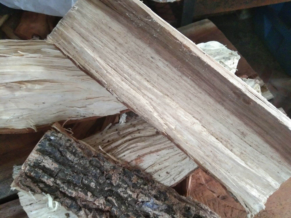 Acacia Small Firewood Logs (2lbs) for Smoked BBQ and Live Fire Cooking