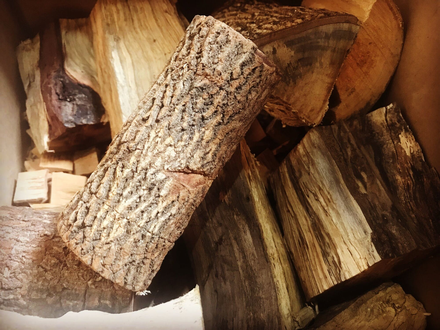 Sampaloc Firewood (25lbs) (Wholesale)