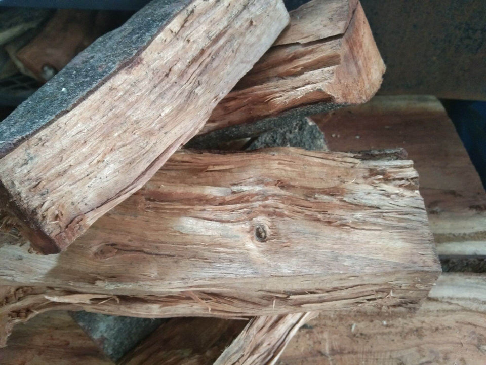 Mahogany Small Firewood Logs (2lbs) For Smoked BBQ and Live Fire Cooking